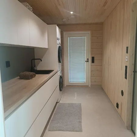 公寓 Brand New Log 罗瓦涅米