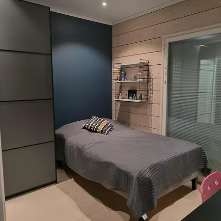 Brand New Log 公寓 *